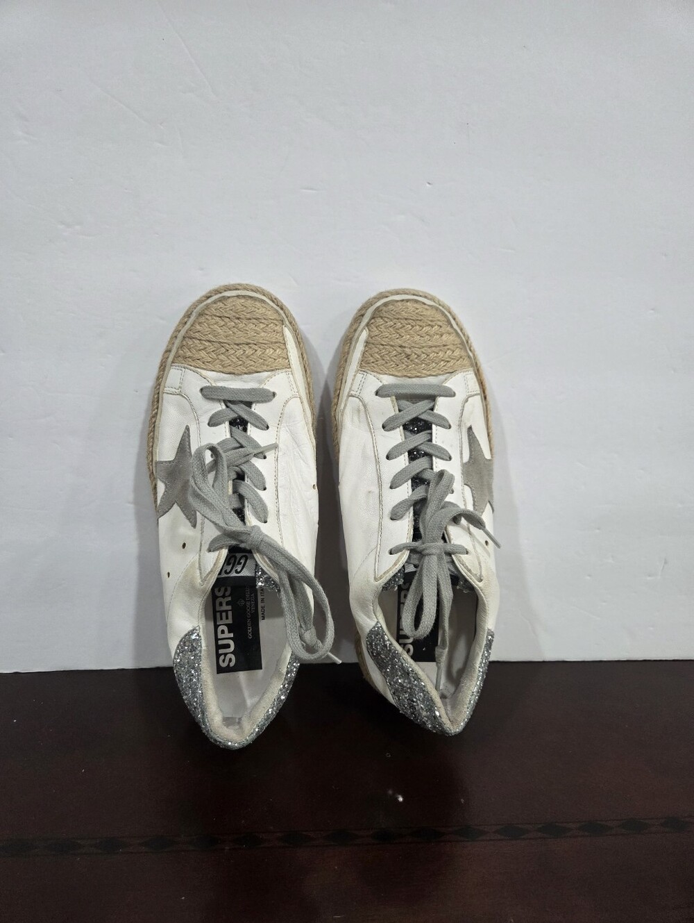 Golden Goose Super Star White Women's Casual Lace-Up Sneakers Sz.37
